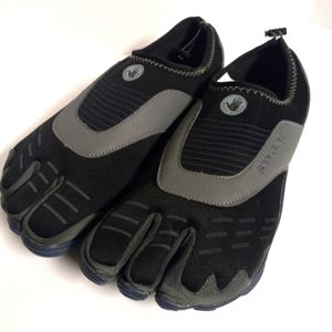 Body Glove 3T Barefoot Cinch Active Slip On Water Shoes Black Grey Mens size 11
